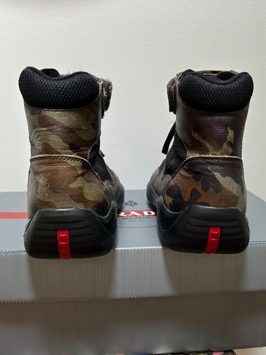 Men\'s Size 10 PRADA High Top Camouflage Sneakers
